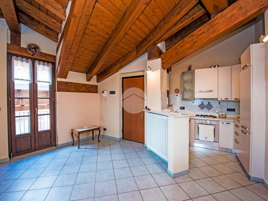 Four-room apartment Via cardinal maurizio di savoia, Giaveno - photo 1