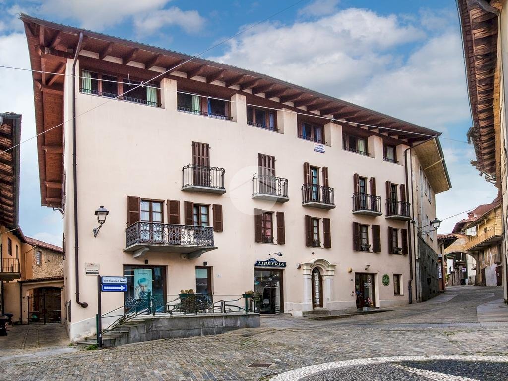 Four-room apartment Via cardinal maurizio di savoia, Giaveno - photo 1