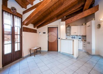 Four-room apartment Via cardinal maurizio di savoia, Giaveno - photo 5