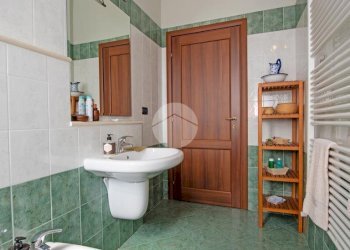 Four-room apartment Via cardinal maurizio di savoia, Giaveno - photo 11
