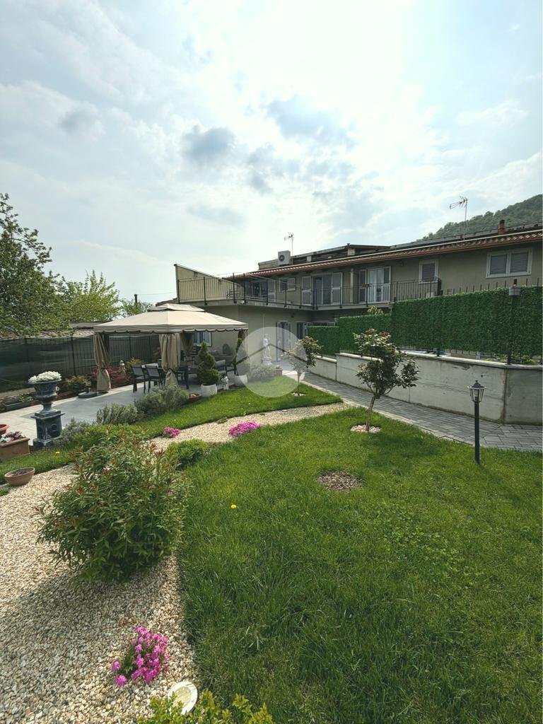 Villa a Schiera Via Novara, Trana - foto 1