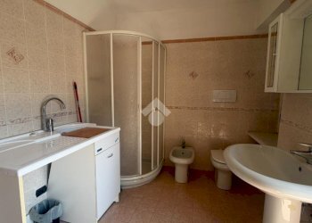 Casa semi indipendente Via Papa Giovanni XXIII, Lauriano - foto 14