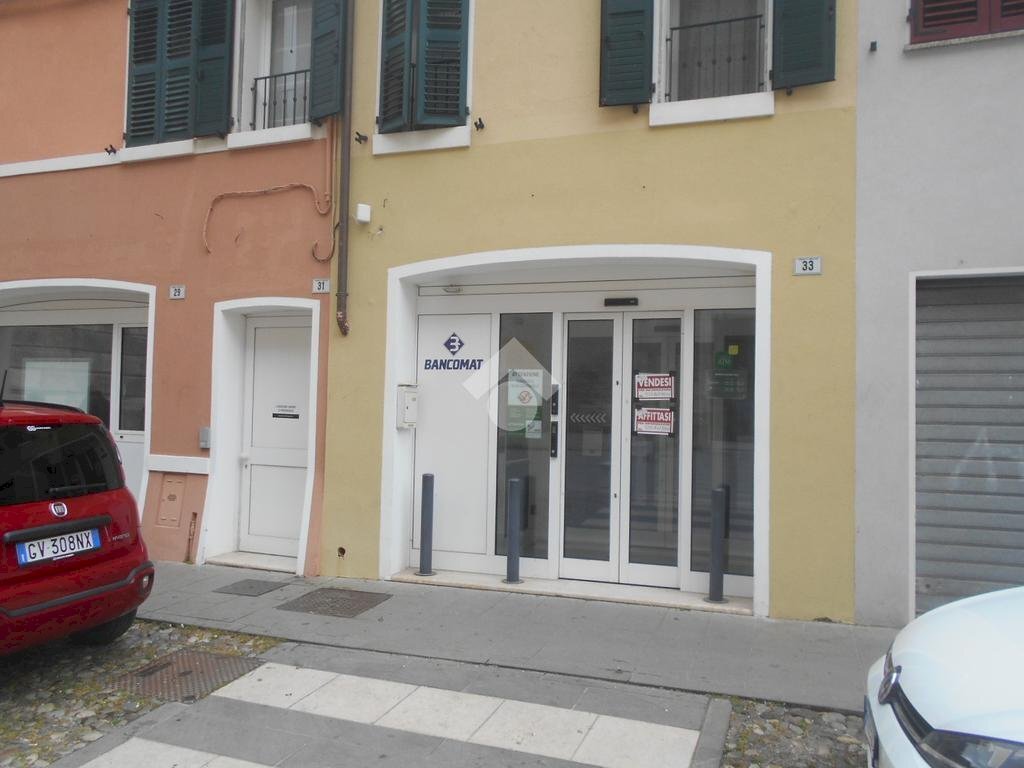 Shop Piazza XX settembre, Comacchio - photo 2