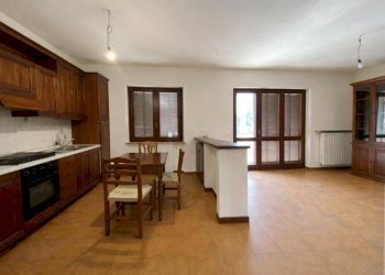 Cucina - Appartamento via San Michele, 7, Niella Tanaro - foto 4