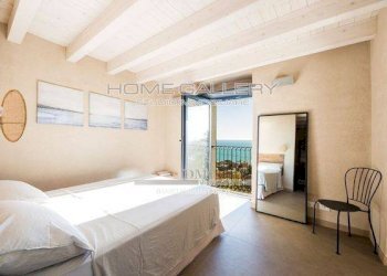 Camera da letto - Appartamento via Maggiolo di Nervi, Genova (zona Nervi) - foto 8