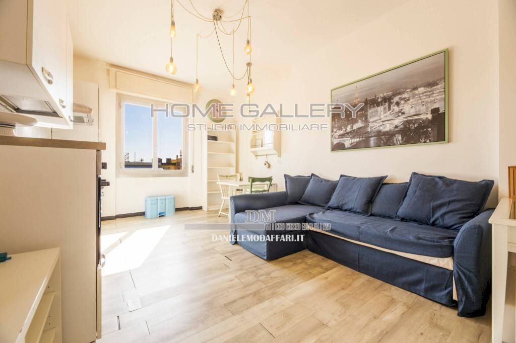 Salone - Trilocale via Donghi, Genova (zona Marassi) - foto 2