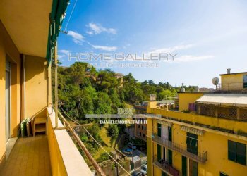 Balcone - Trilocale via Donghi, Genova (zona Marassi) - foto 1