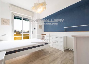 Camera da letto - Trilocale via Donghi, Genova (zona Marassi) - foto 7