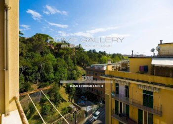 Vista - Trilocale via Donghi, Genova (zona Marassi) - foto 15