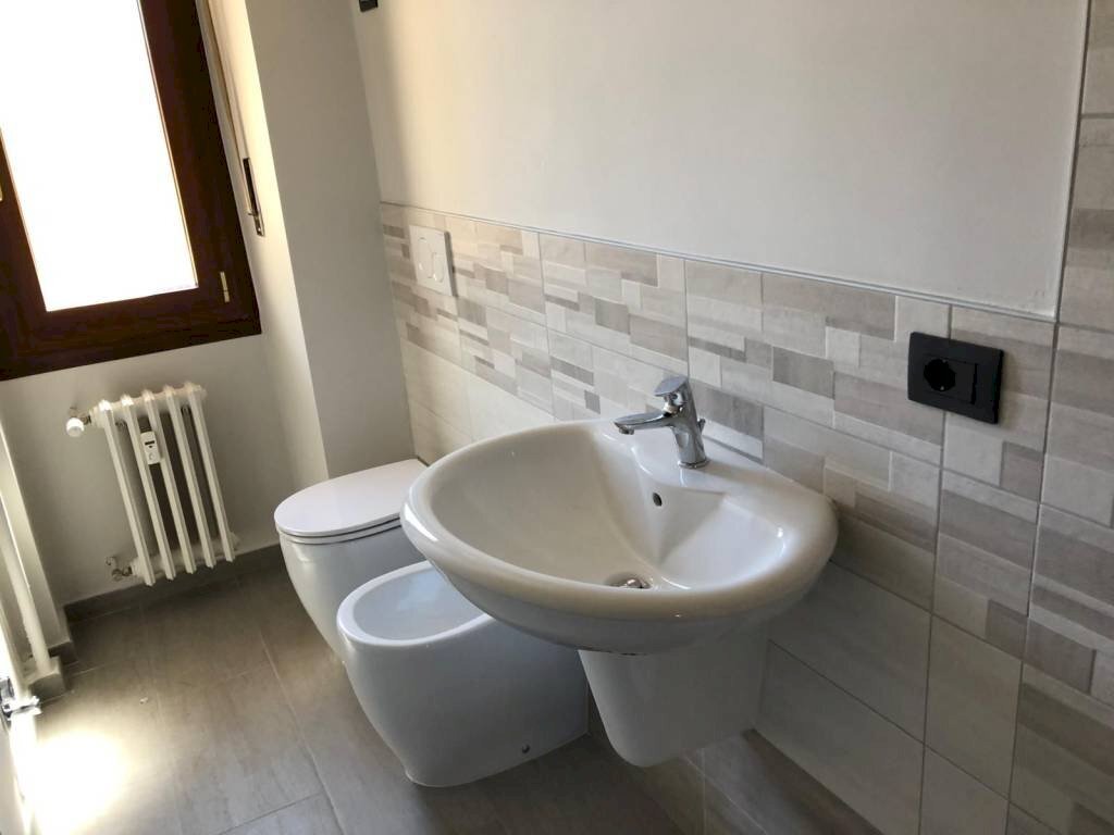 Bagno - Two-room apartment corso Toscana, 85, Torino - photo 3