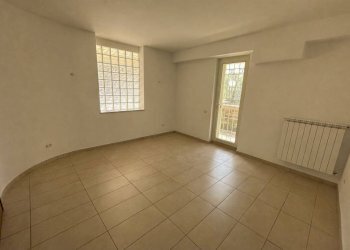 Cucina - Appartamento via delle Roselle, 22, Anzio - foto 3