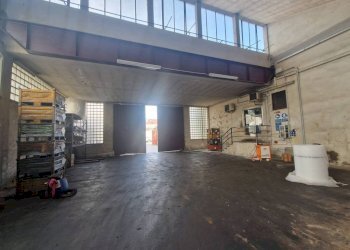Magazzino - Capannone via Vincenzo Gioberti, Pero - foto 6