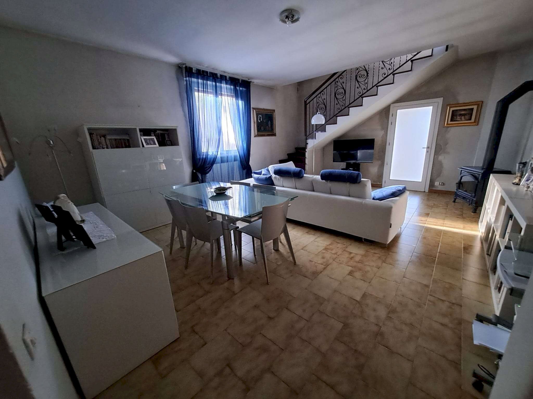 Salone - Villetta via Lelia Lodigiani, Vaiano Cremasco - foto 2