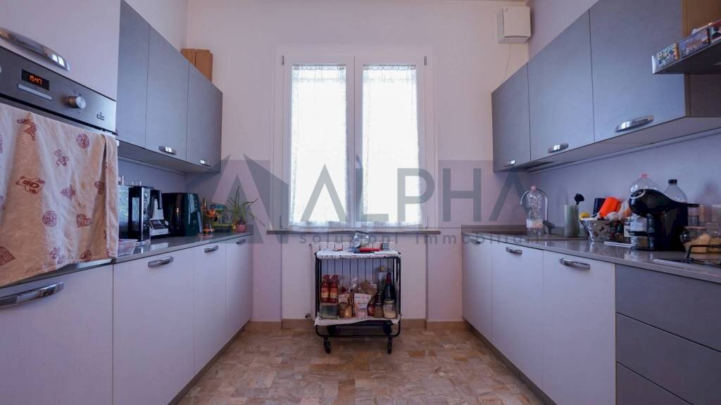 Cucina - Appartamento via Bengasi, Forlì - foto 3