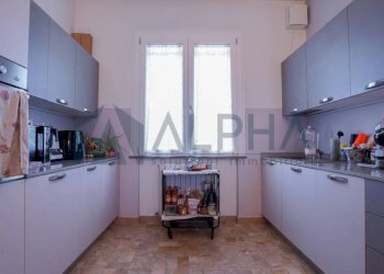 Cucina - Appartamento via Bengasi, Forlì - foto 7