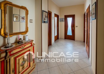 Corridoio - Quadrilocale Via Vittorio Veneto, 11/2, Bibiana - foto 14