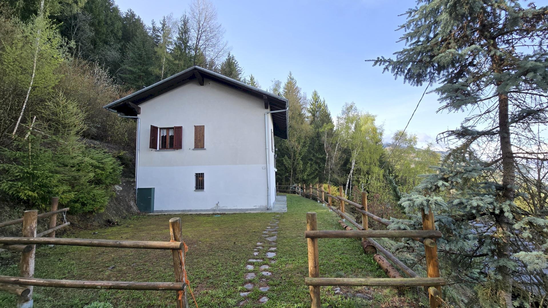 Villa Località Piscine, 459, Charvensod - foto 1