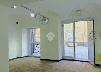 Shop Locale commerciale Via Boragine, Loano - photo 10