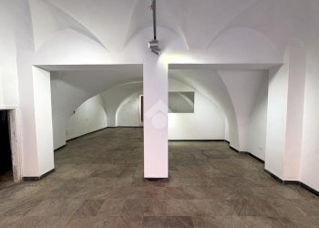 Shop Locale commerciale Via Boragine, Loano - photo 17