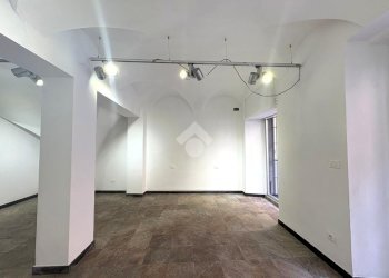 Shop Locale commerciale Via Boragine, Loano - photo 18