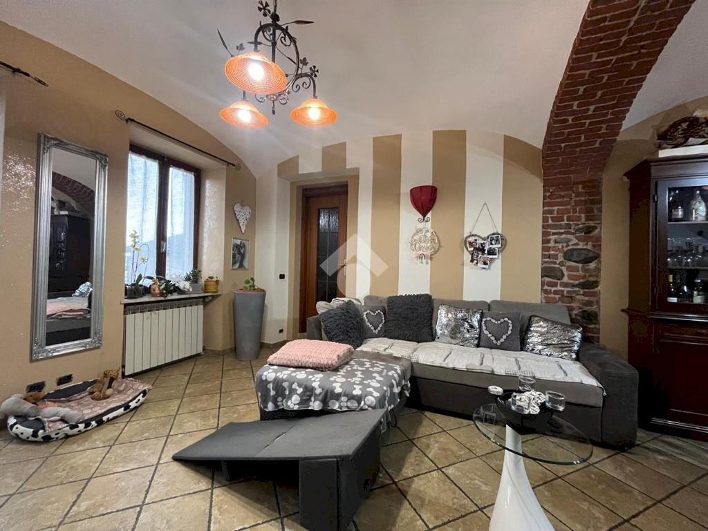 Quadrilocale Via carlo botta, Castellamonte - foto 2