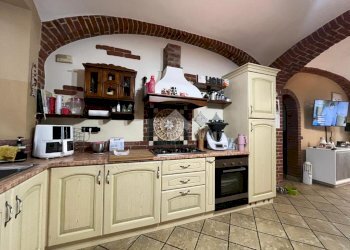 Quadrilocale Via carlo botta, Castellamonte - foto 8