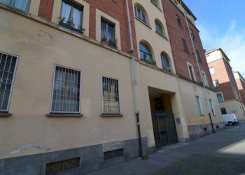 Bilocale Torino (zona Cenisia) - foto 30