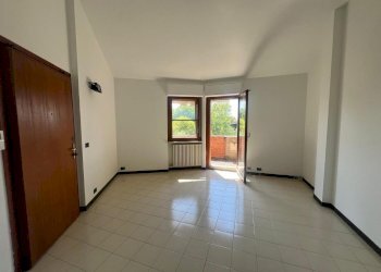 Trilocale Ivrea - foto 5