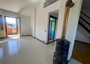 Trilocale Ivrea - foto 6