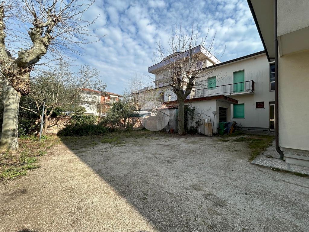Stable - Palace Viale orsa minore, San Mauro Pascoli - photo 3