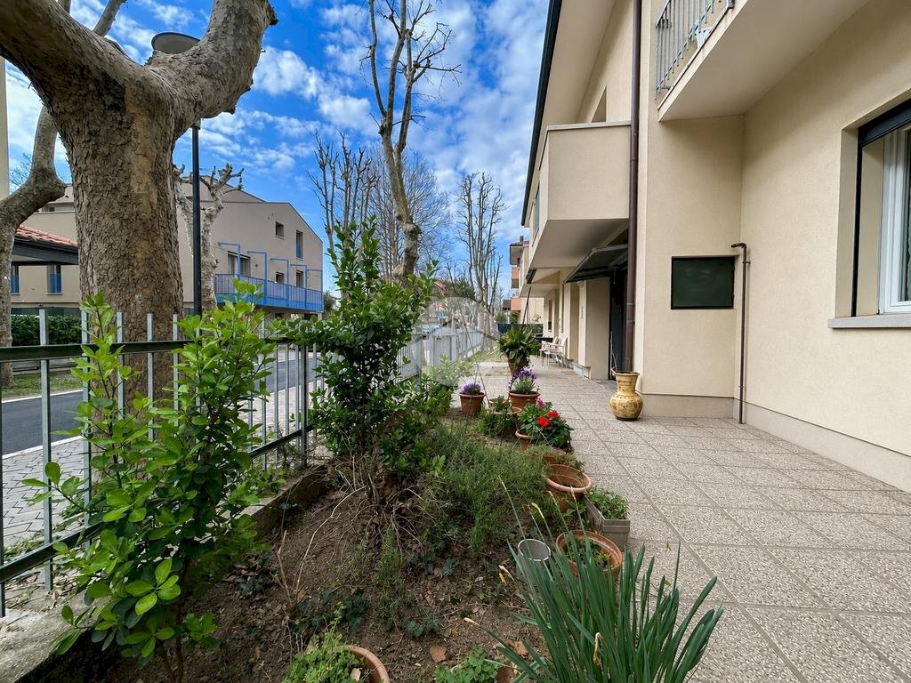 Stabile - Palazzo Viale orsa minore, San Mauro Pascoli - foto 1