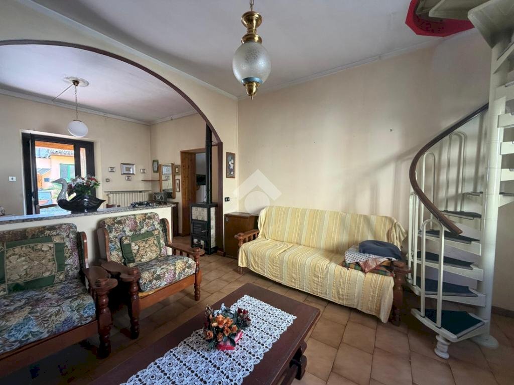 Semi-detached house Corso Amedeo D'Aosta, Robbio - photo 3