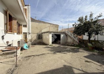 Casa semi indipendente Piazza Italia, Castel Rocchero - foto 4