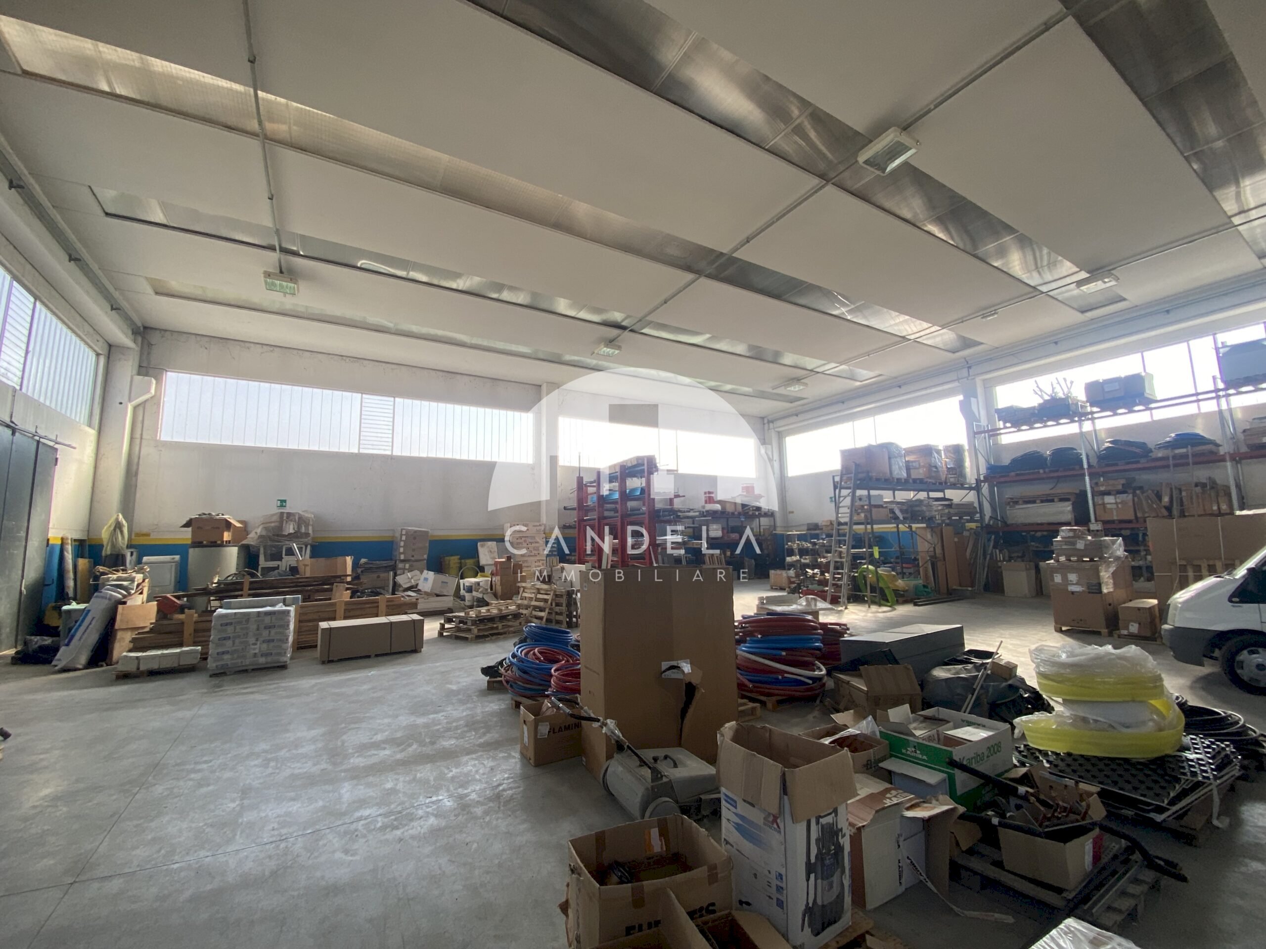 Capannone Farigliano - foto 3