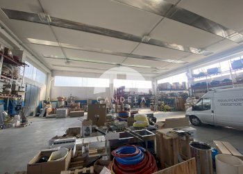 Capannone Farigliano - foto 1