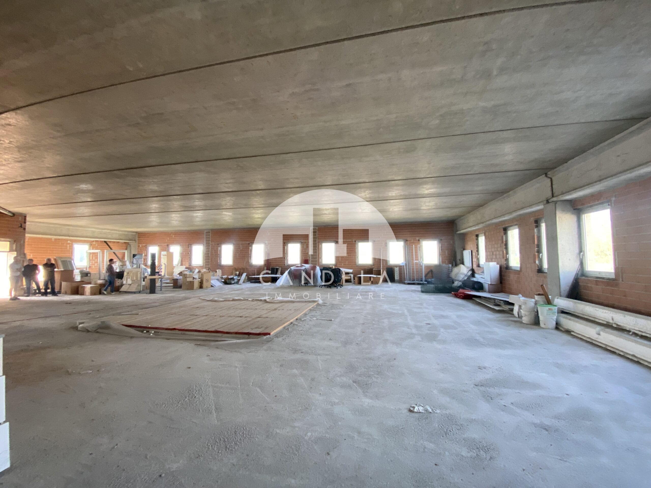 Capannone Farigliano - foto 2