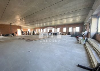 Capannone Farigliano - foto 4