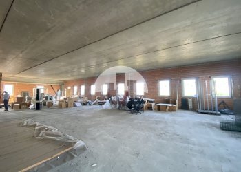 Capannone Farigliano - foto 5