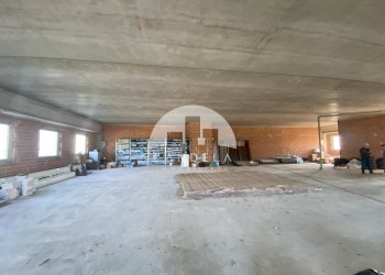 Capannone Farigliano - foto 6