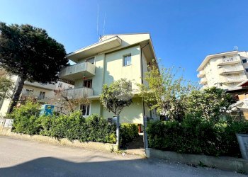 Quadrilocale Viale Giumbo, Rimini - foto 1