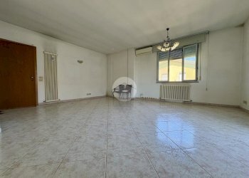 Quadrilocale Viale Giumbo, Rimini - foto 4