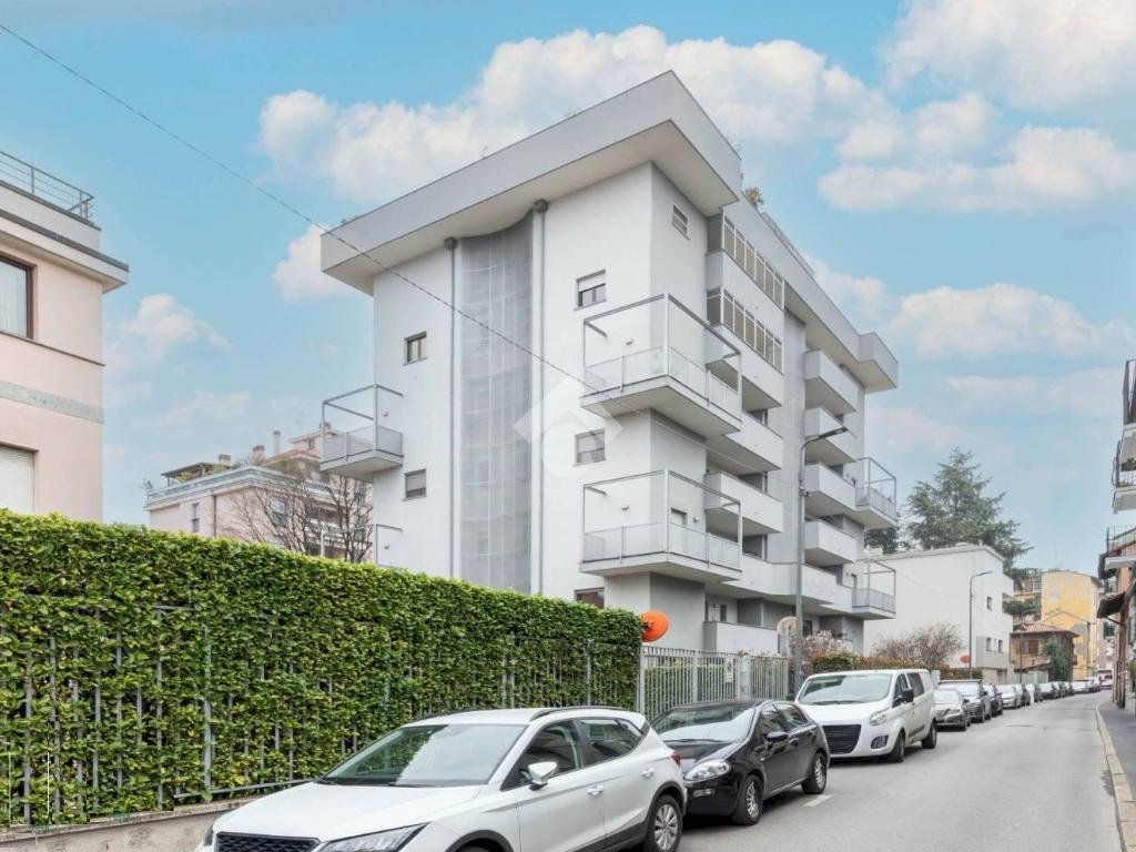 Appartamento Via Privata Ambrogio de Marchi Gherini, Milano (zona Crescenzago) - foto 1
