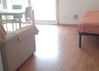 One-room apartment Via ponte nuovo, Milano (neighborhood Gorla) - photo 10