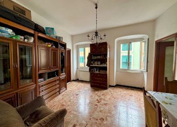 Trilocale VIA SESTRI, Genova (zona Sestri Ponente) - foto 3