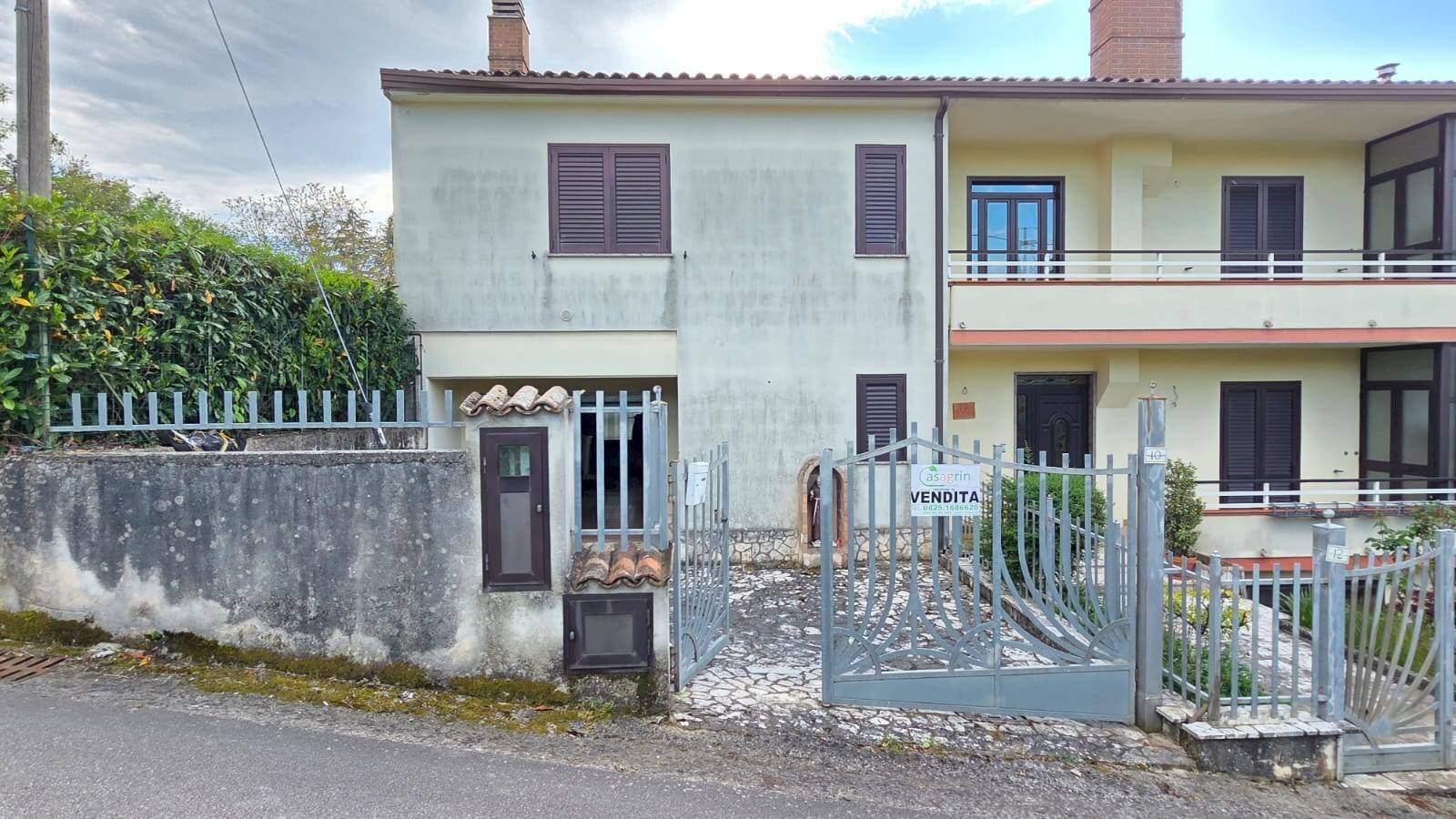 Foto 1 - Villa a Schiera via vigna
 
10, Montefalcione - foto 1