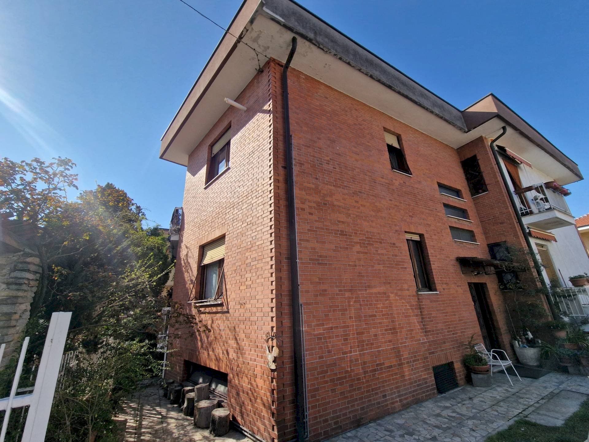 Foto 1 - Appartamento Via Edmondo De Amicis
 
8, Bra - foto 1