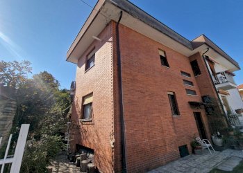 Foto 1 - Appartamento Via Edmondo De Amicis
 
8, Bra - foto 1