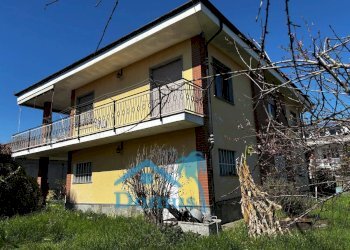 Foto 1 - Villa Via Dabormida
 
44, Buriasco - foto 1