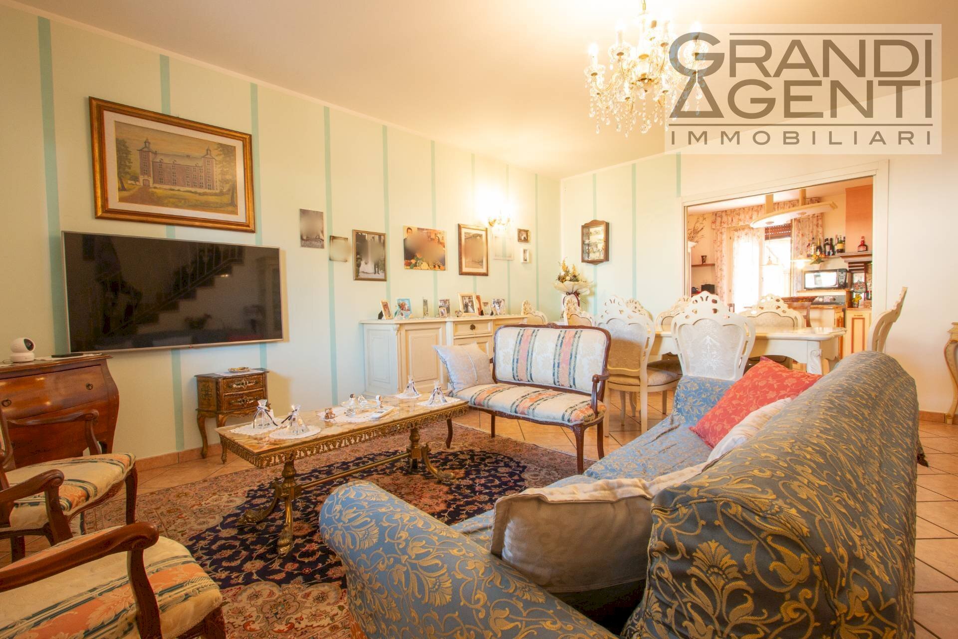 Foto 2 - Villa a Schiera Eugenio Montale
 
11, Mozzecane - foto 2