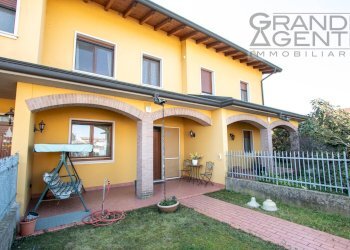 Foto 1 - Villa a Schiera Eugenio Montale
 
11, Mozzecane - foto 1